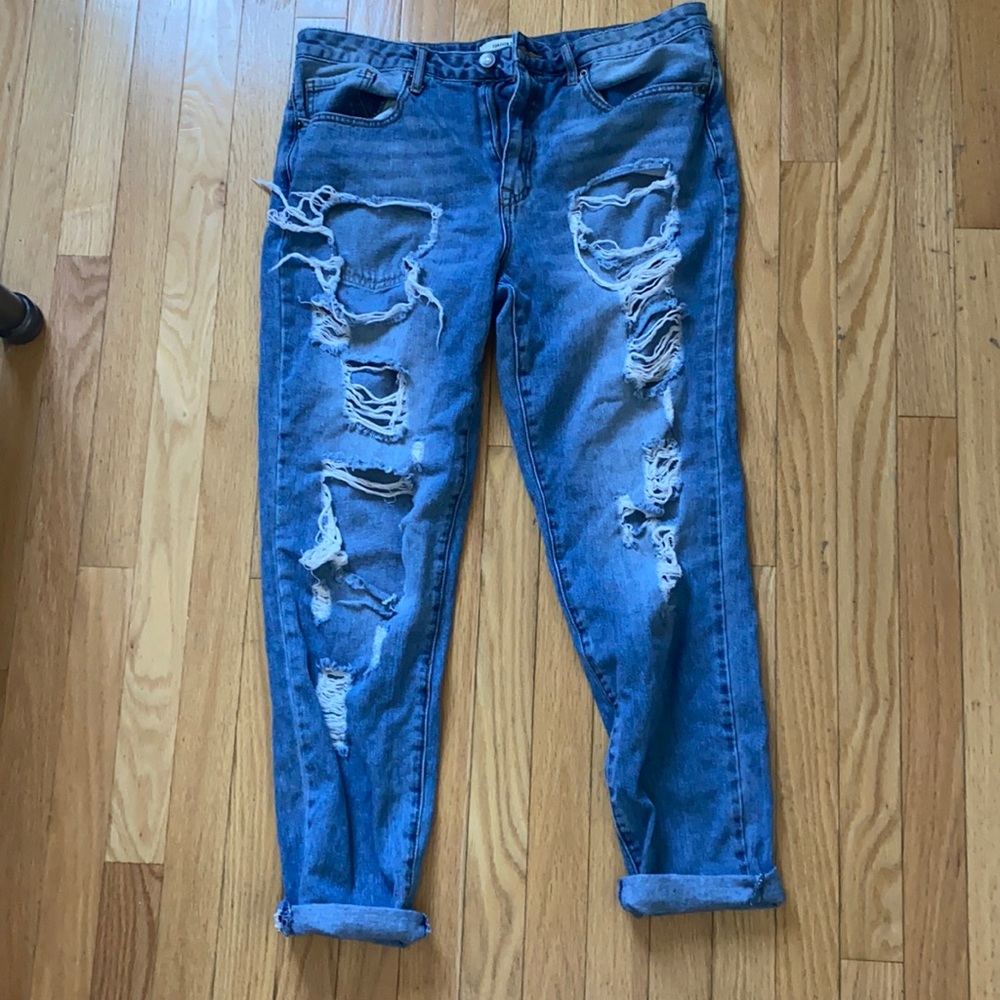 Women’s Distressed Denim Jeans